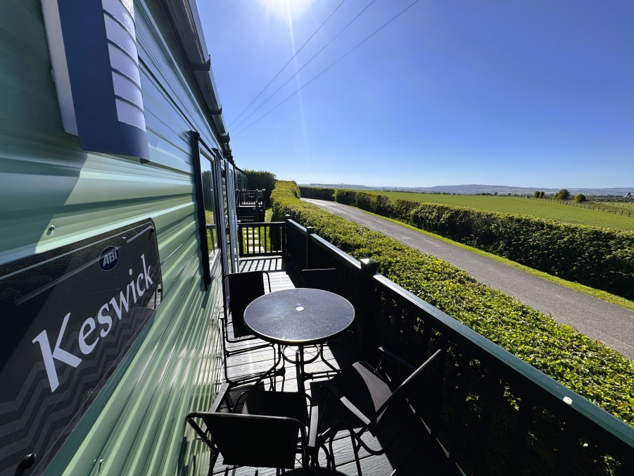 Seaview Luxury (2 Bed)