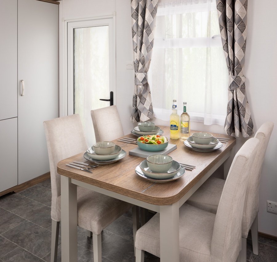 Seaview Deluxe (2 Bed)