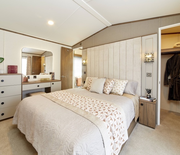 Super Luxury Caravan (3 Bed) image