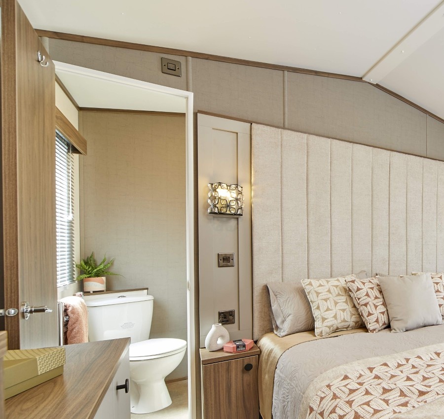 Super Luxury Caravans (2 Bed)