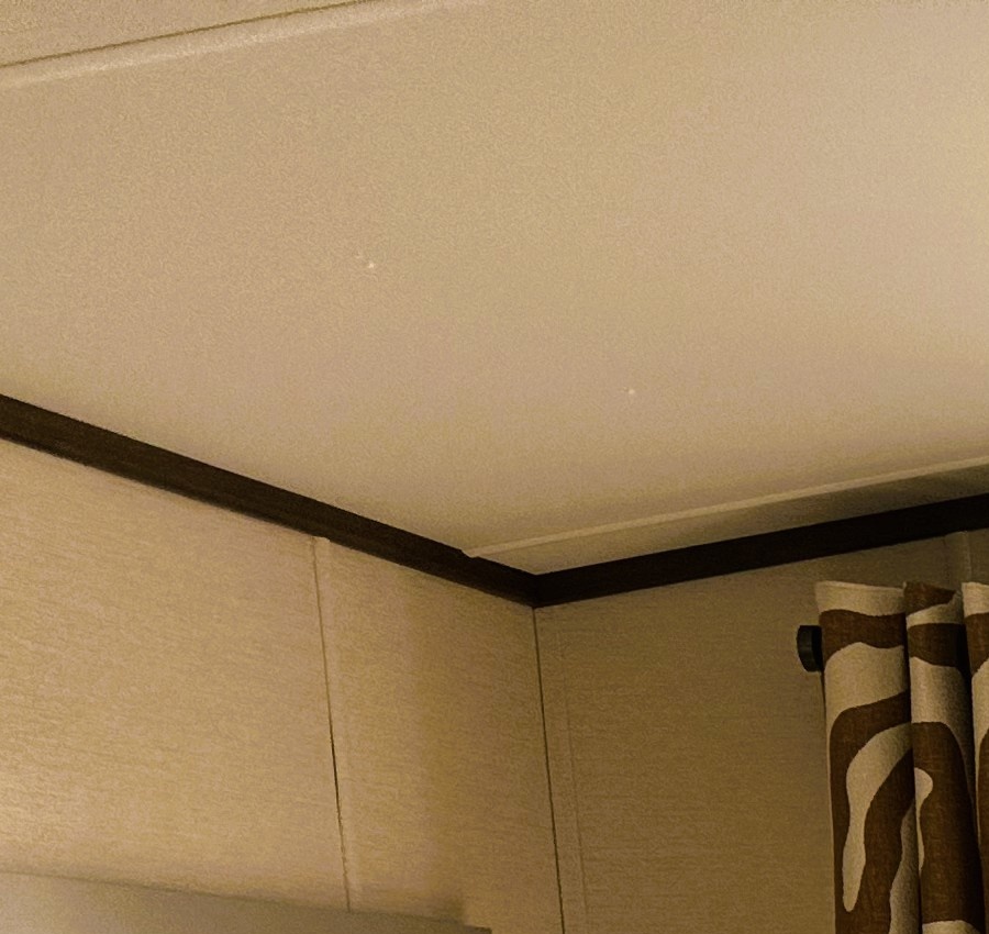 Super Luxury Caravans (2 Bed)