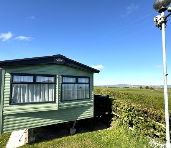 Seaview Luxury (2 Bed) image