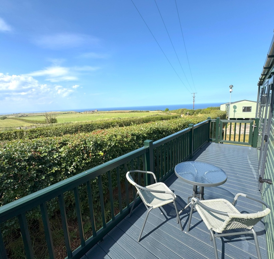Luxury Seaview (2 Bed)