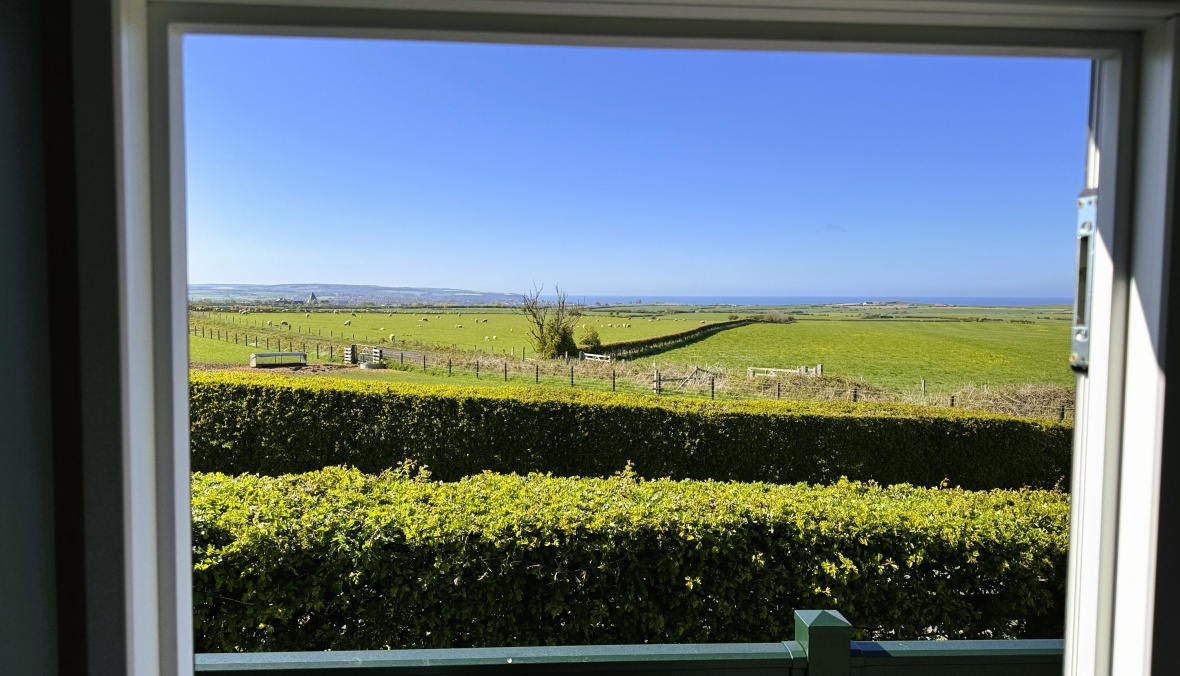 Seaview Luxury (2 Bed)