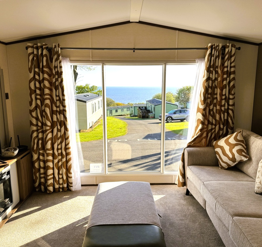 Super Luxury Caravans (2 Bed)