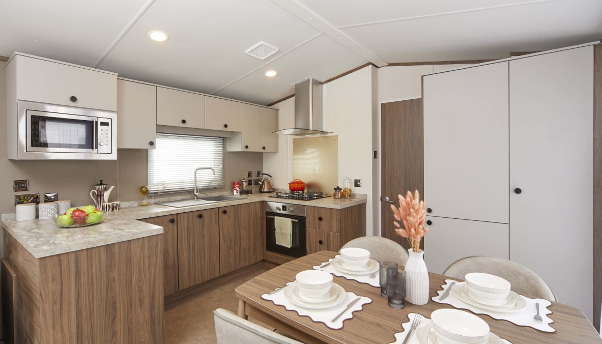 Super Luxury Caravan (3 Bed)