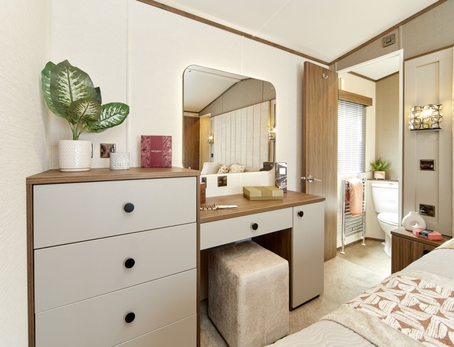 Super Luxury Caravans (2 Bed)