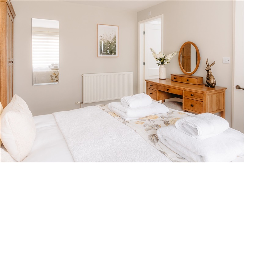 Lemon Cottage King Size Bedroom
