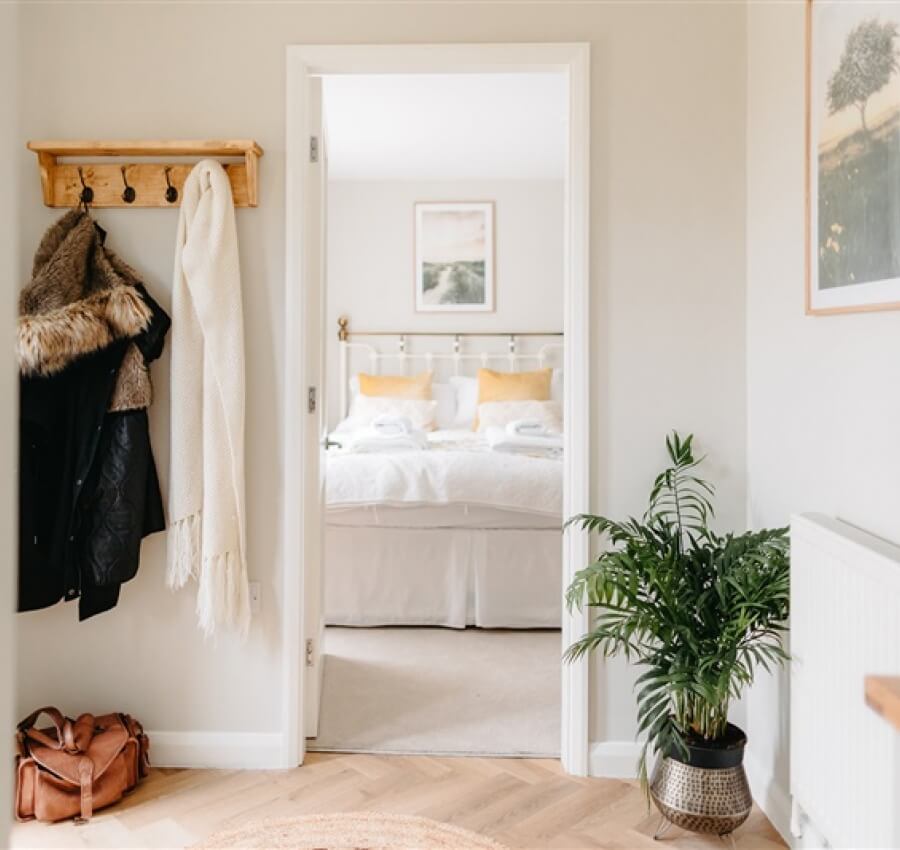 Lemon Cottage Entrance/Hallway