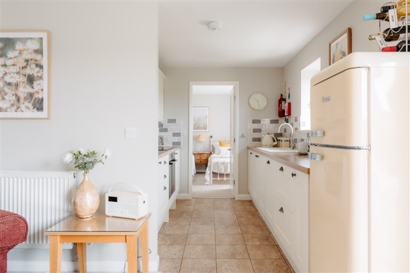 Lemon Cottage Kitchen Area