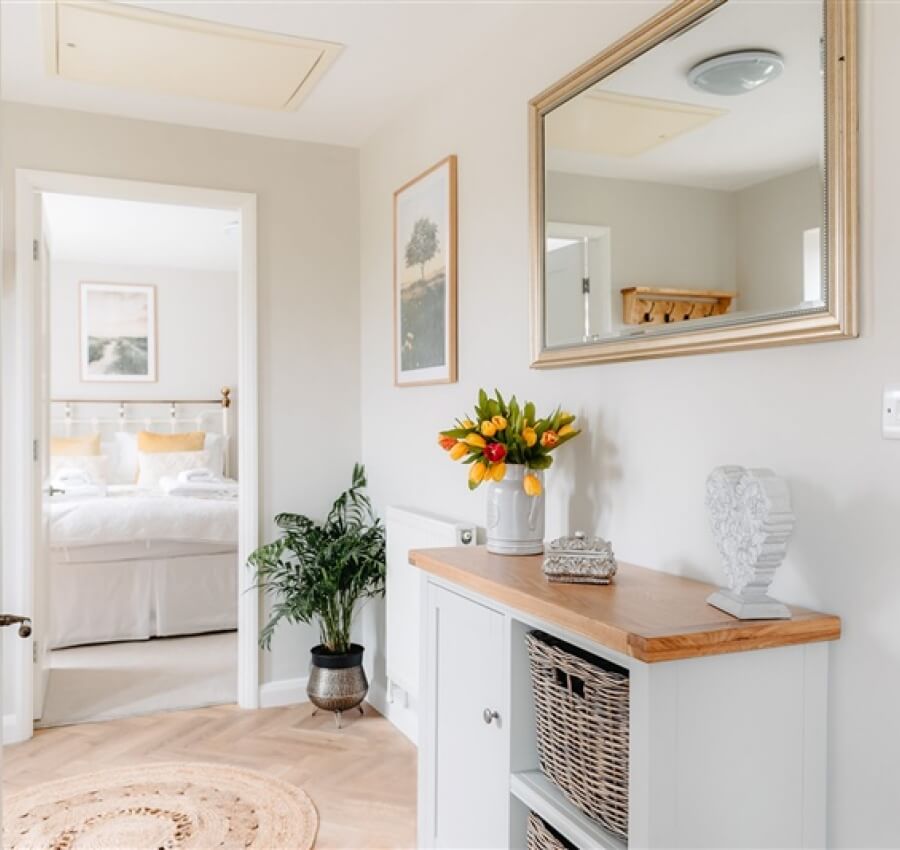 Lemon Cottage Entrance/ Hallway