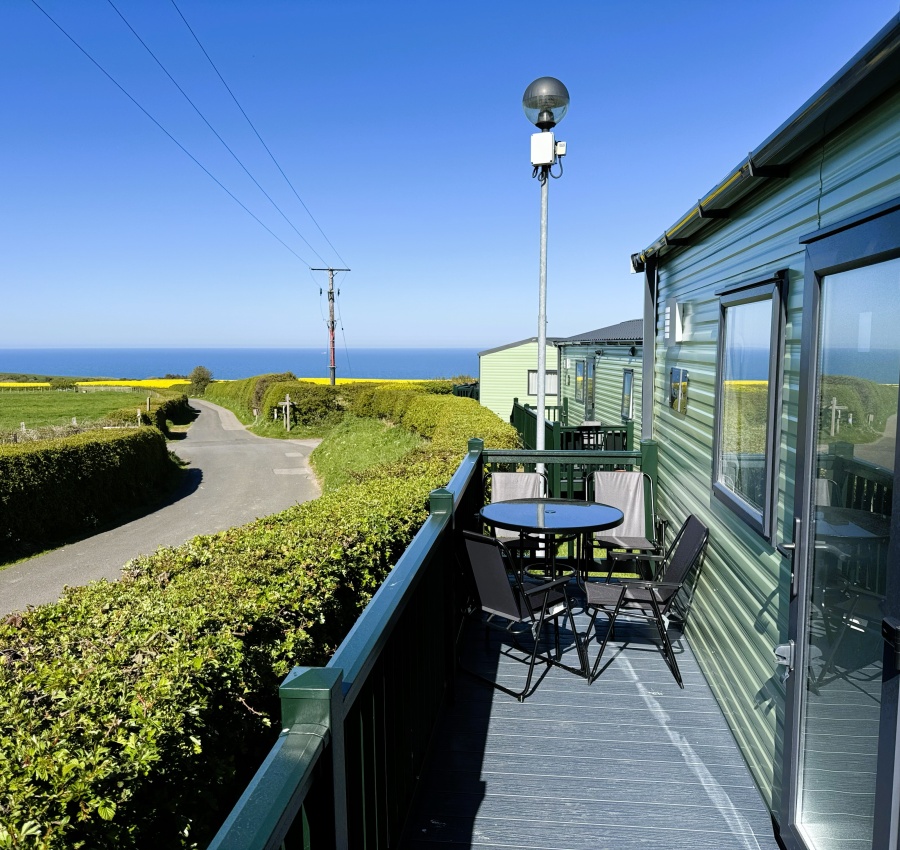 Seaview Luxury (2 Bed)