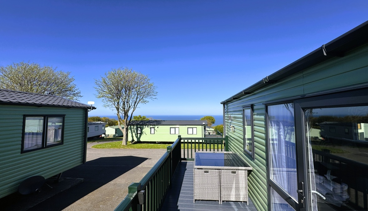 Super Luxury Caravan (3 Bed)